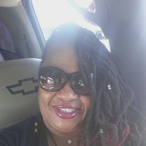 Meet your Posher, Lindachandler